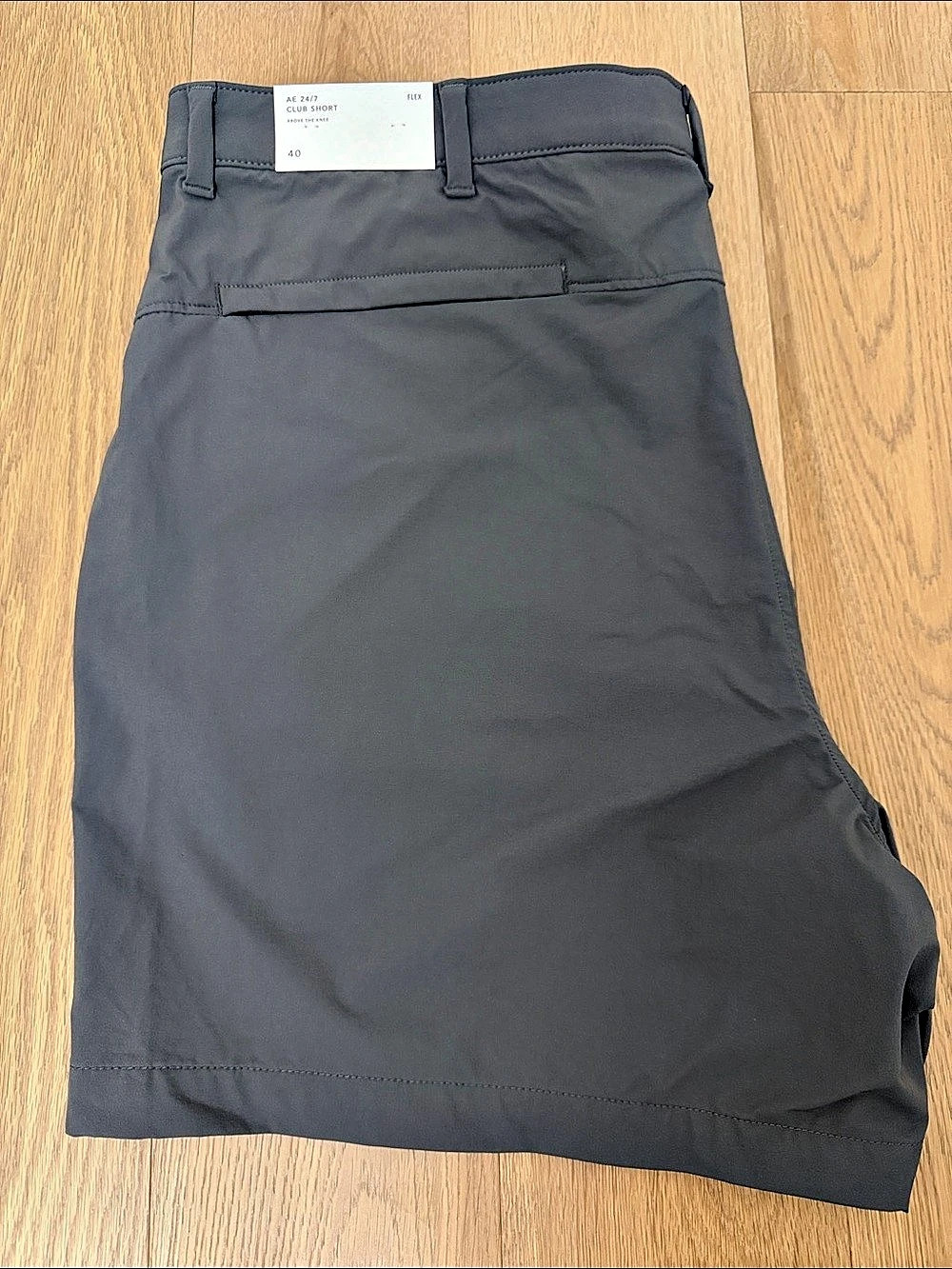 AE 24/7 Club Short Flex Gray Shorts US 40 NWT